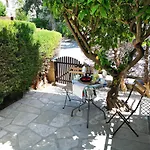Hébergement de vacances Tedy's Townhouse-margarita Gardens *