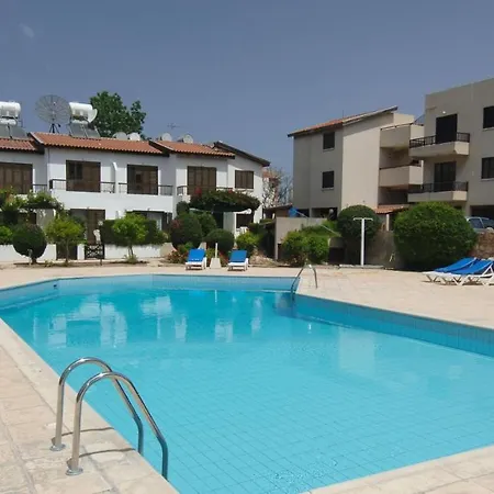 Tedy's Townhouse-margarita Gardens Holiday home