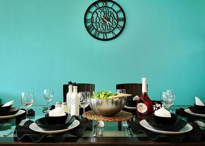 Vakantiehuis Tedy's Townhouse-margarita Gardens *